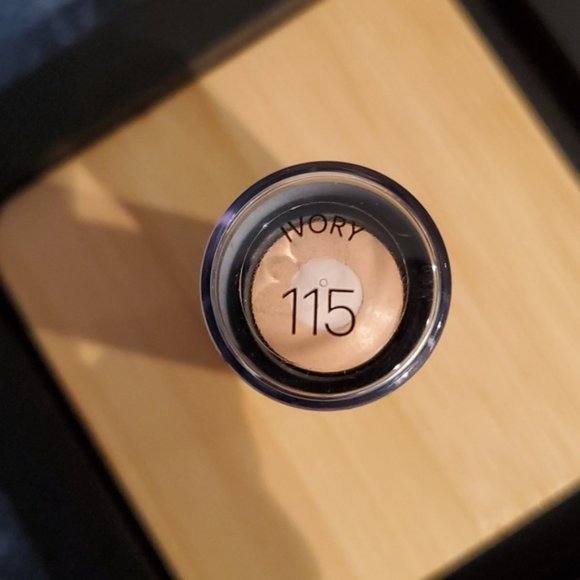 New Maybelline New York Concealer- Fit Me Shine Free+Balance Ivory 115​​ - Picture 5 of 6